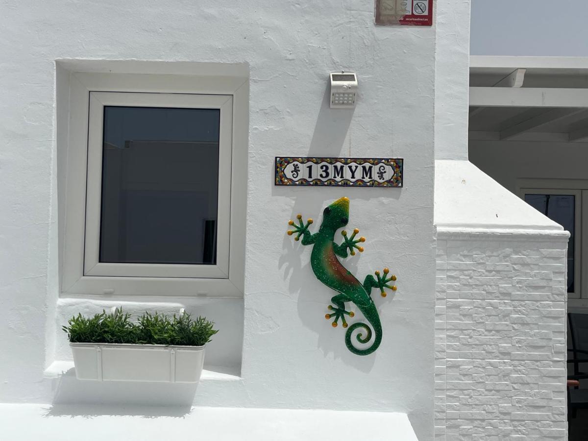Mym Villa Tías Exteriör bild